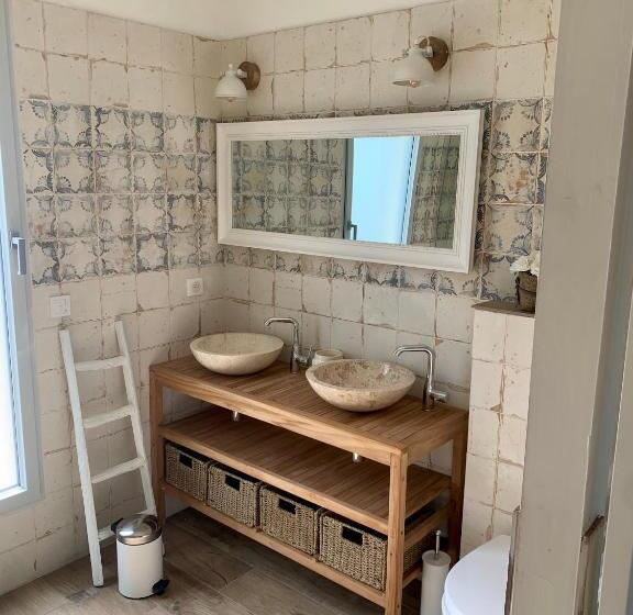 اتاق استاندارد با تراس, Maison D Hôtes De Charme Le Clos De La Fontaine Piscine & Spa