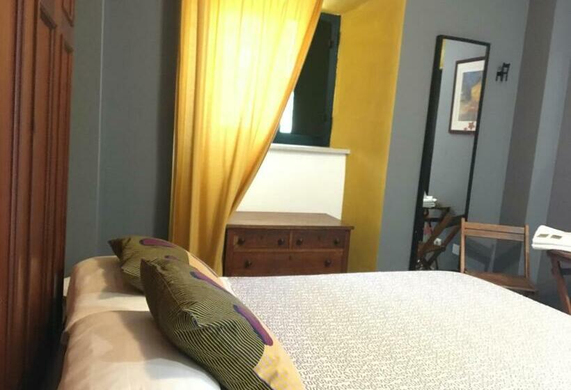 اتاق استاندارد, Hostal Baobab
