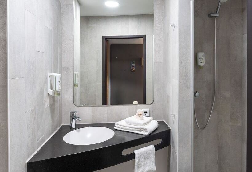 Номер Стандарт, B&b Hotel Hannover Lahe