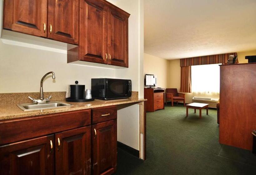 سوئیت با تخت بزرگ, Best Western Plus Eagleridge Inn & Suites