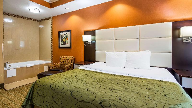 سوئیت با تخت بزرگ, Best Western Plus Jfk Inn & Suites