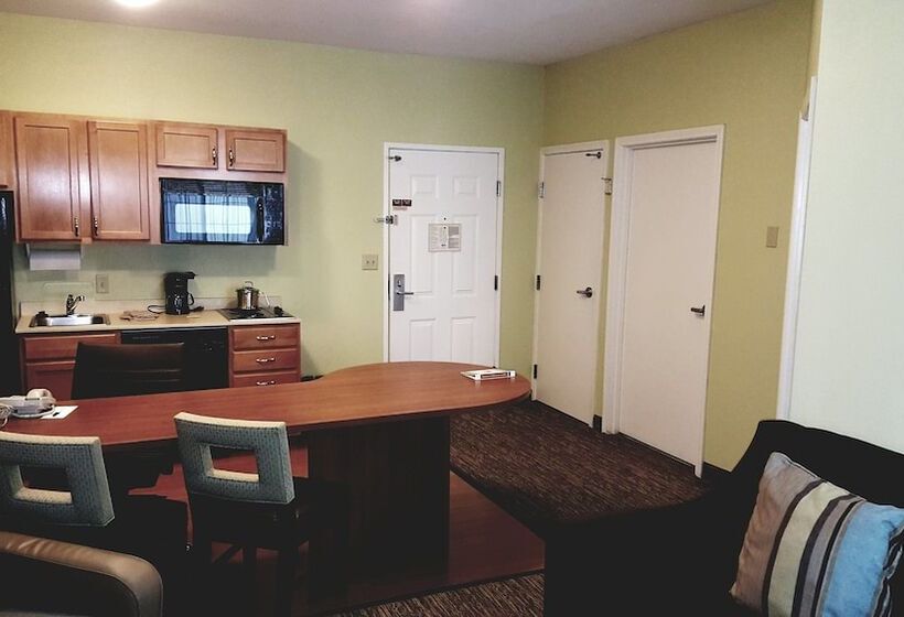 سوییت, Candlewood Suites Oklahoma City Moore, An Ihg