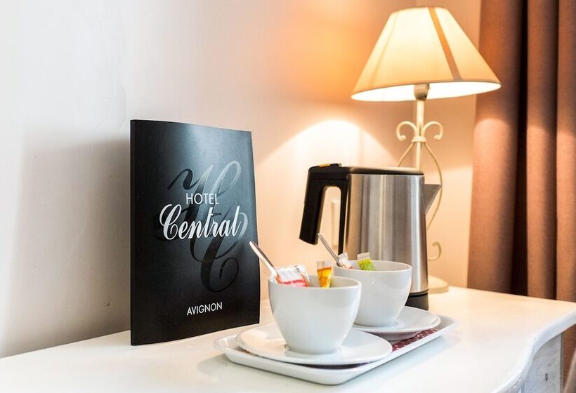 Семейный Номер, Central