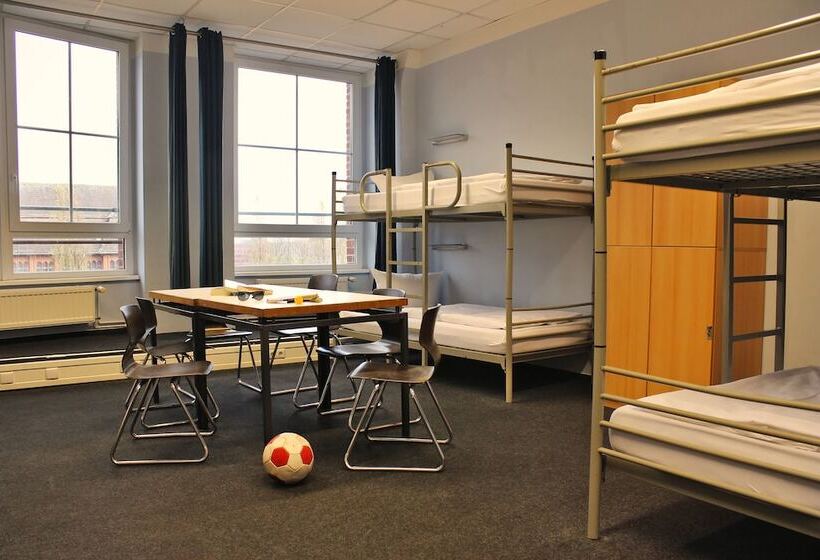 Bed in Shared Room with Shared Bathroom, Industriepalast Berlin