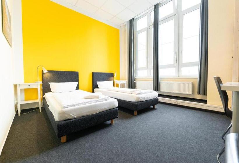 اتاق استاندارد, Industriepalast Berlin