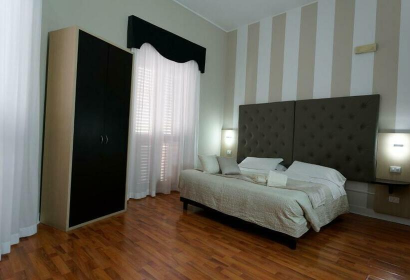 Standard Room, Sant'elia