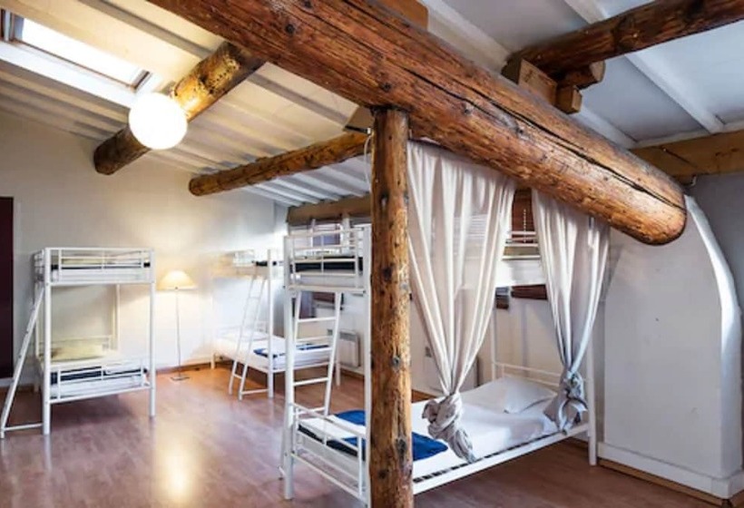 تختخواب در اتاق مشترک, Hostel Vertigo Vieux Port