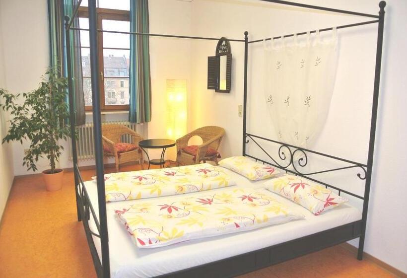 اتاق استاندارد با سرویس بهداشتی مشترک, Steffis Hostel Heidelberg