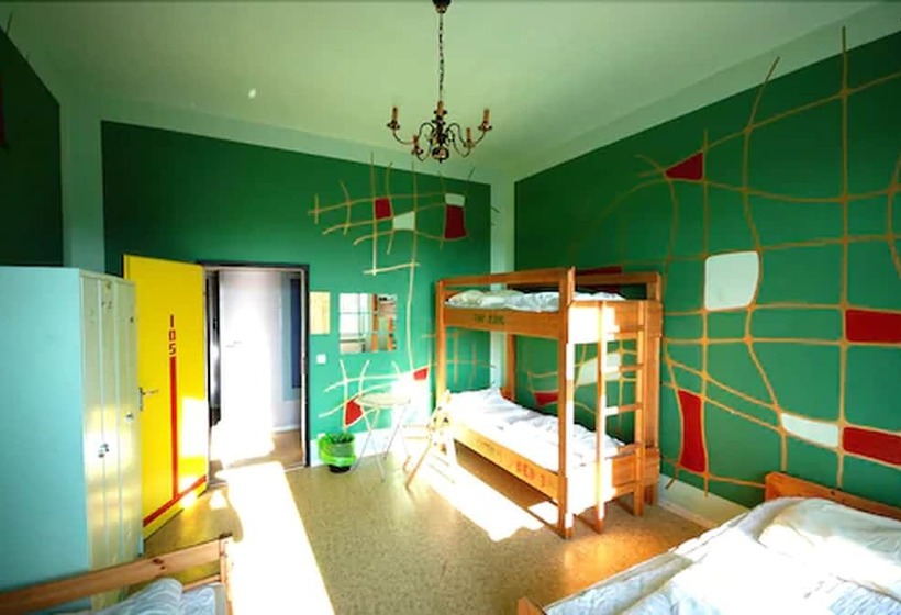 تختخواب در اتاق مشترک, Sunflower Hostel Berlin