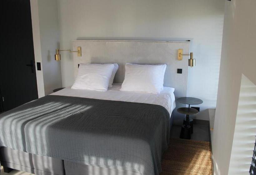 اتاق لوکس با تخت بزرگ, B&b Gebakhuus