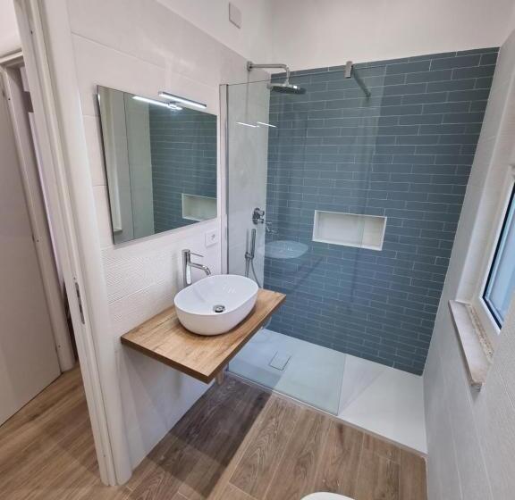 اتاق لوکس, 1531 Jackson B&b