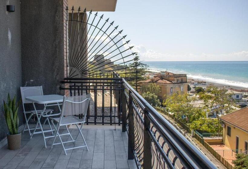 اتاق سوپریور با تخت بزرگ, 1531 Jackson B&b