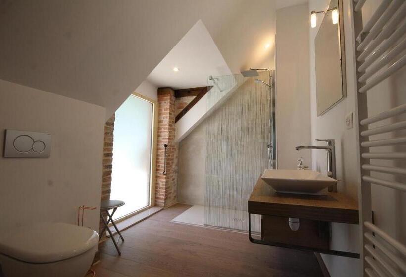 اتاق لوکس, Le Clos Ligérien