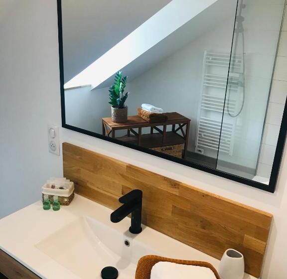 اتاق استاندارد, Les Chambres De La Varenne