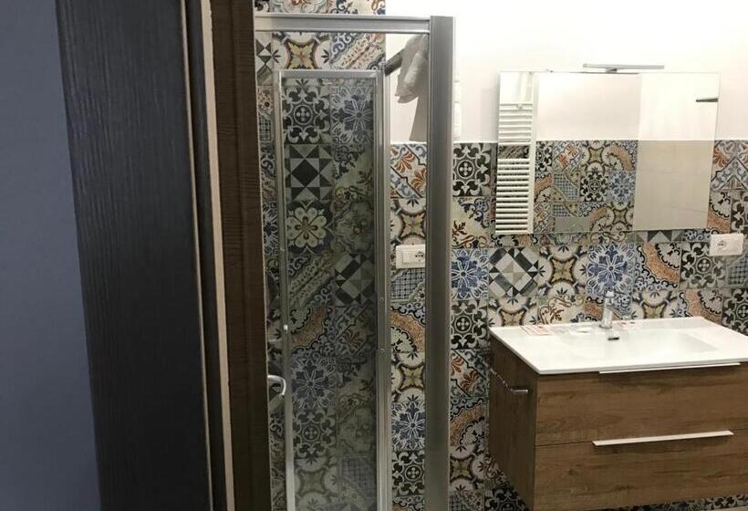آپارتمان 1 خوابه, Residenza Borgo Guazzo