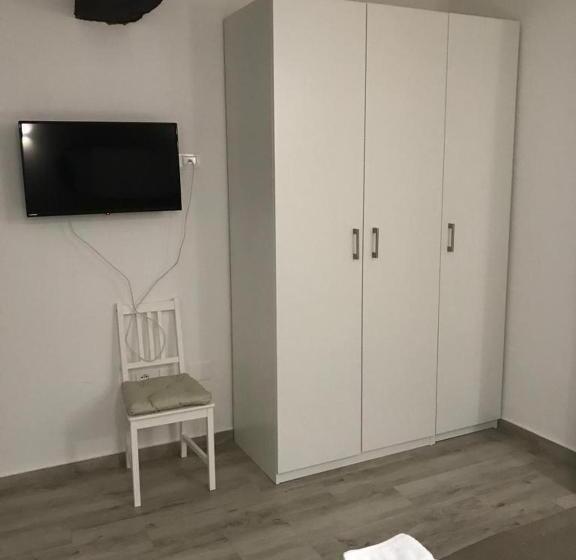 آپارتمان 1 خوابه, Residenza Borgo Guazzo