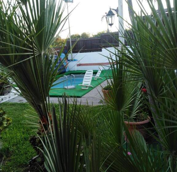 اتاق لوکس, Sweet Home