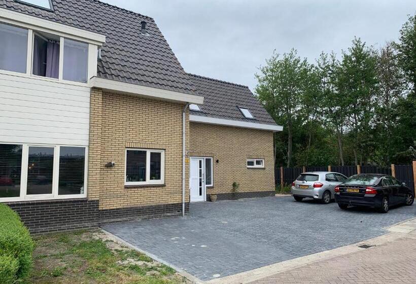 اتاق استاندارد با چشم‌انداز باغ, Dock10texel