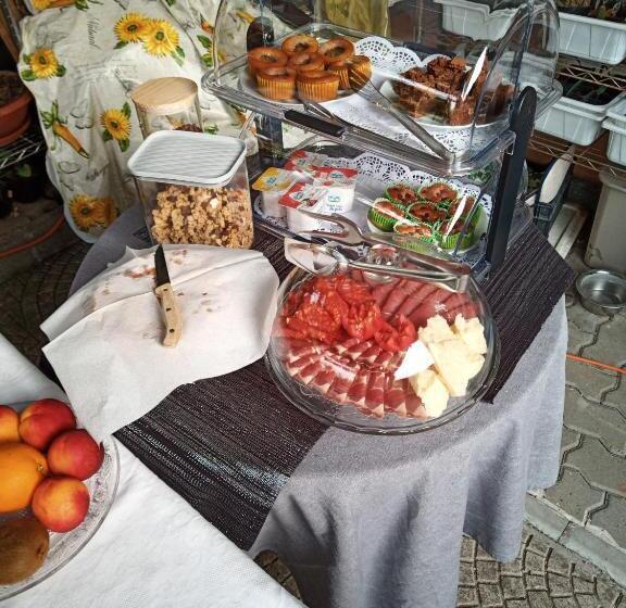 اتاق سوپریور یک تخته, Le Piante Di Casa Samar