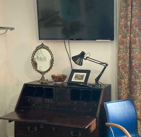 اتاق استاندارد با تخت بزرگ, Art House B & B