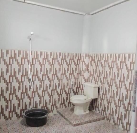 اتاق لوکس با چشم‌انداز دریا, Yohanes Guest House Sorake Surf Nias