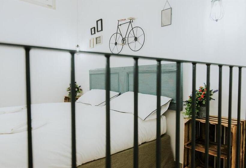 اتاق لوکس چهار تخته, Zia Marietta Guest House