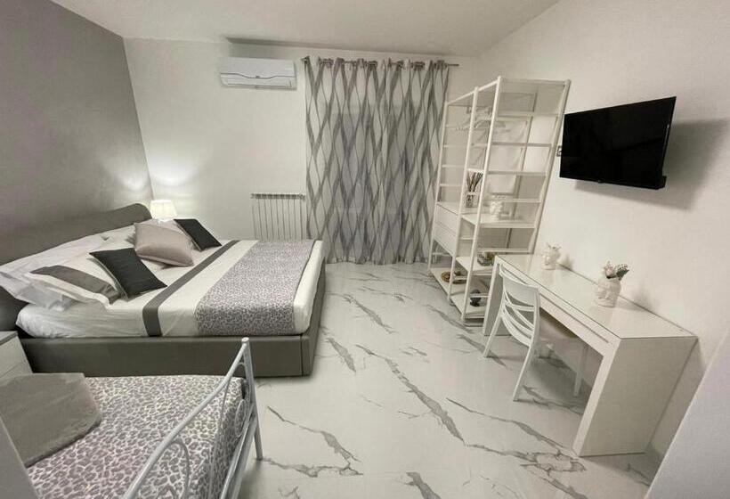 اتاق راحتی سه تخته, B&b Il Piccolo Principe