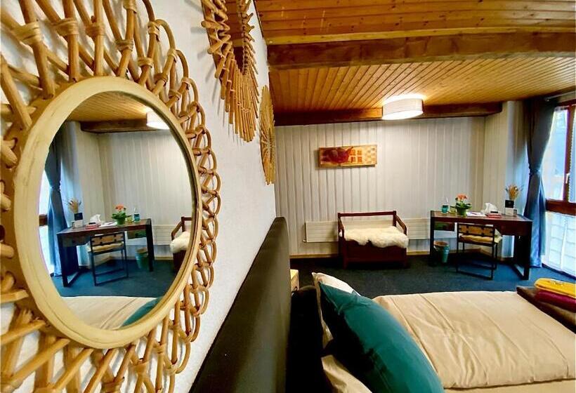 スーペリアールーム, Hôtel Restaurant Les Cernets Swiss Lodge Ssh
