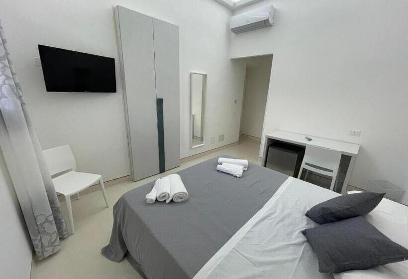 اتاق استاندارد, Casa Crispi
