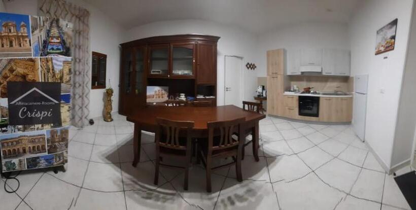 آپارتمان 1 خوابه, Casa Crispi