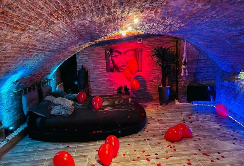 آپارتمان لوکس 1 خوابه, Loveroom21