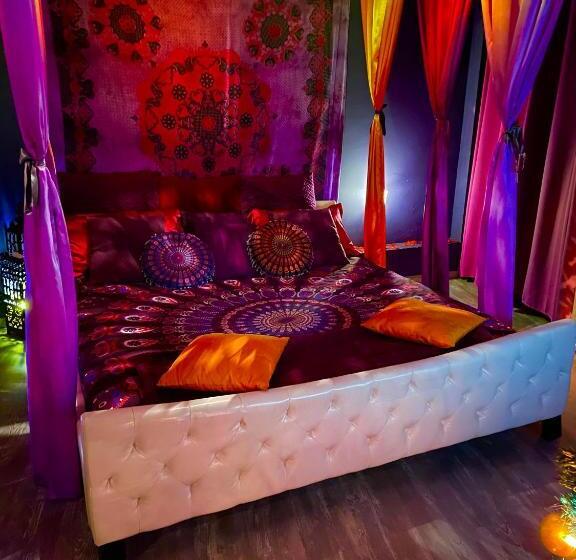 اتاق لوکس, Loveroom21