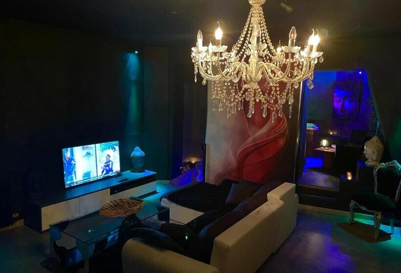 آپارتمان لوکس 1 خوابه, Loveroom21