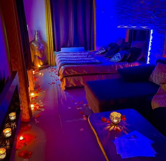 آپارتمان 1 خوابه با تراس, Loveroom21