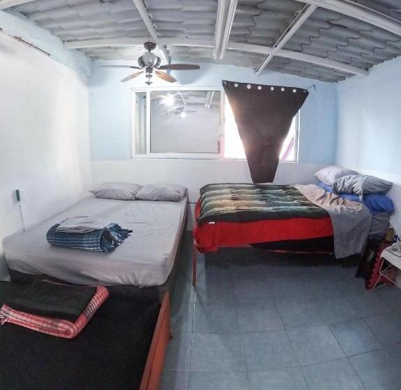 اتاق استاندارد, Mini Hostal Cultural De Mazatlán