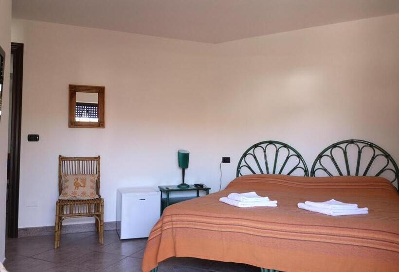 اتاق لوکس با چشم‌انداز دریا, La Terrazza