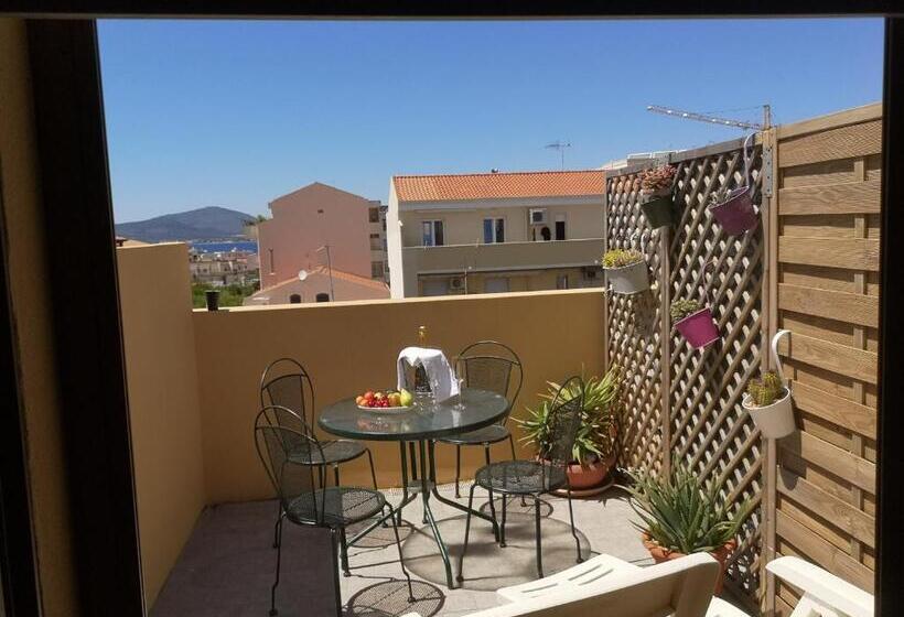 اتاق لوکس با چشم‌انداز دریا, B&b La Terrazza