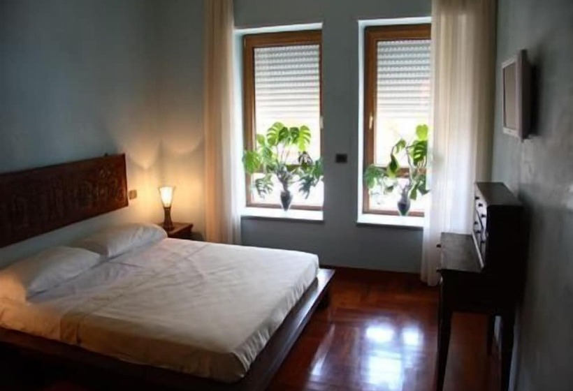 سوییت جونیور, Casa Dei Mercanti Town House