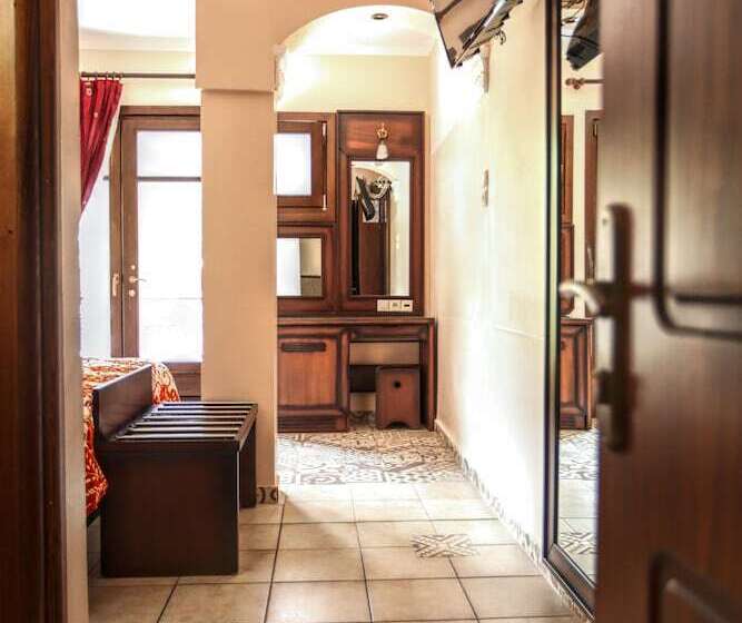 اتاق استاندارد با چشم‌انداز, Alsos House