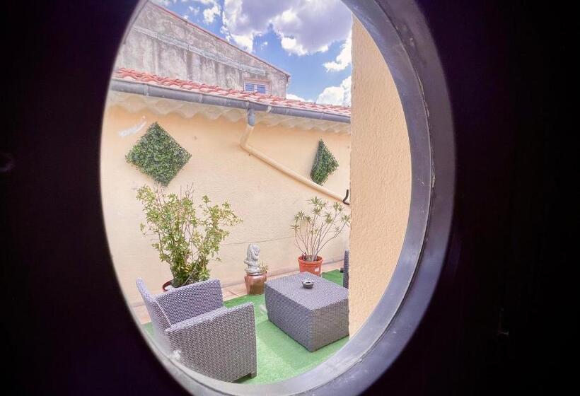 Standard Room with Terrace, Hôtel Paul Riquet