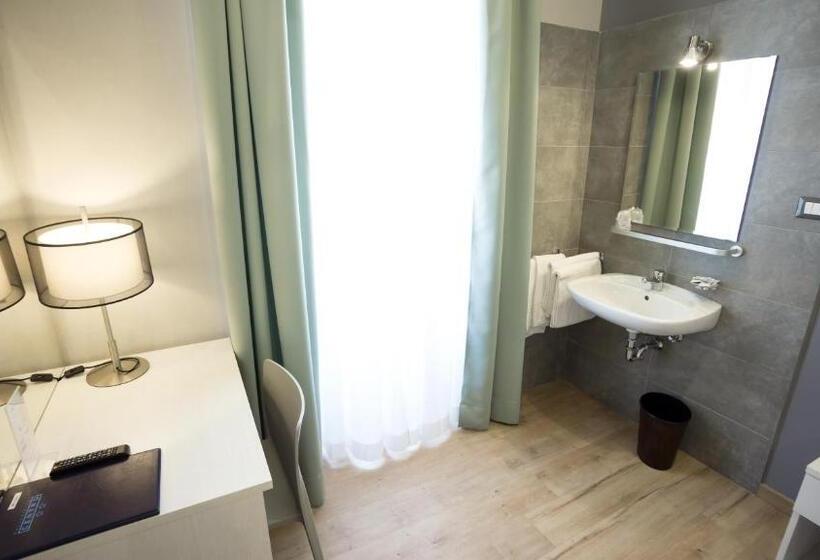 Standard room with outdoor bath, Nuovo Albergo Centro