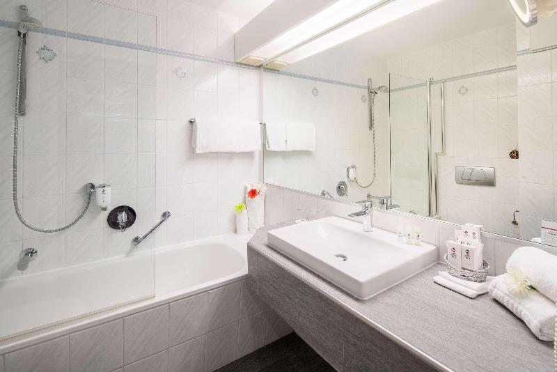 اتاق استاندارد, Quality Inn And Conference Center I80 Grand Island
