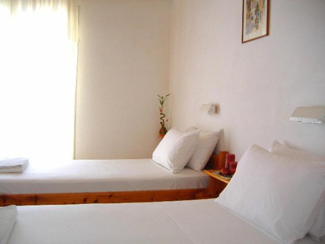 استودیوی استاندارد, Rantos Apartments