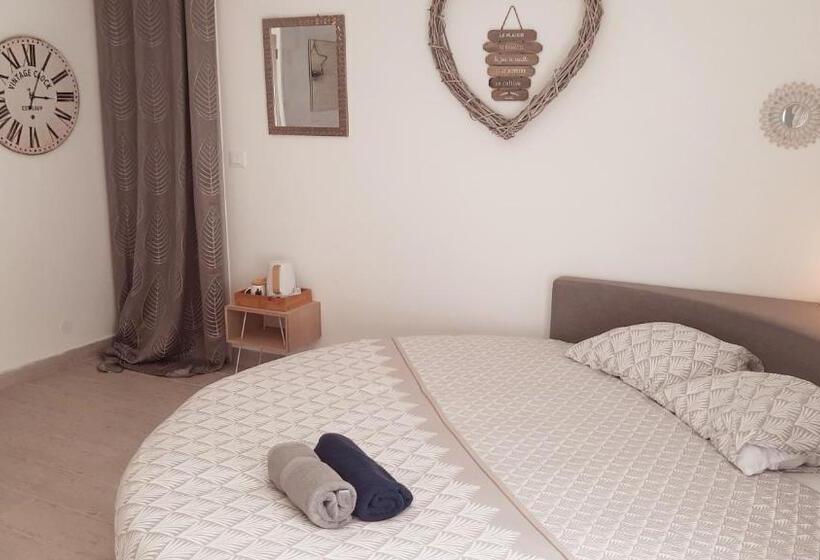 اتاق لوکس, Allegria Nimes Chambre Deluxe Spa