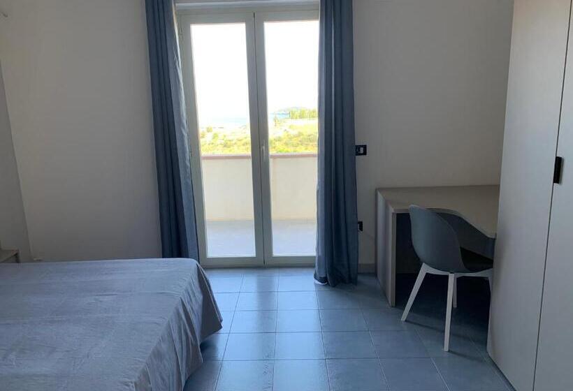 اتاق لوکس با چشم‌انداز دریا, Relais Villa Bonifacio