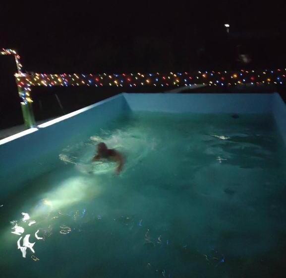 اتاق استاندارد, Home For You