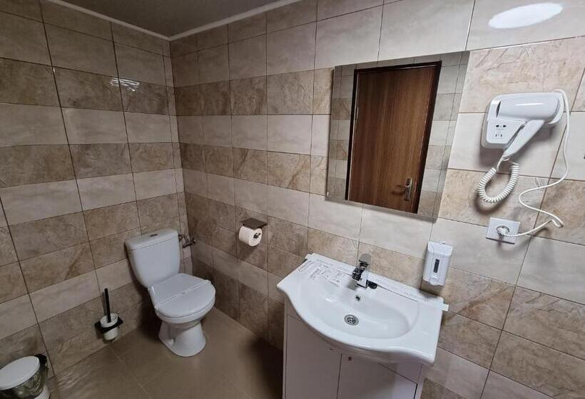اتاق استاندارد, Home For You