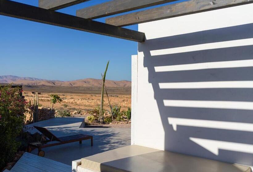 اتاق لوکس با بالکن و چشم‌انداز دریا, Alma Calma Hotel Rural