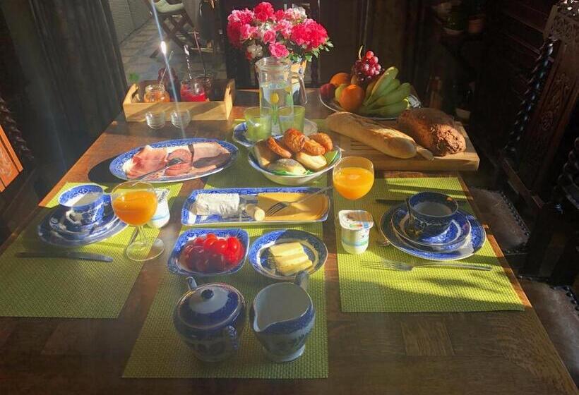 اتاق خانوادگی, B&b Carisma