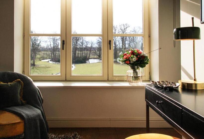 اتاق لوکس, B&b Maison Mairie Hasselt